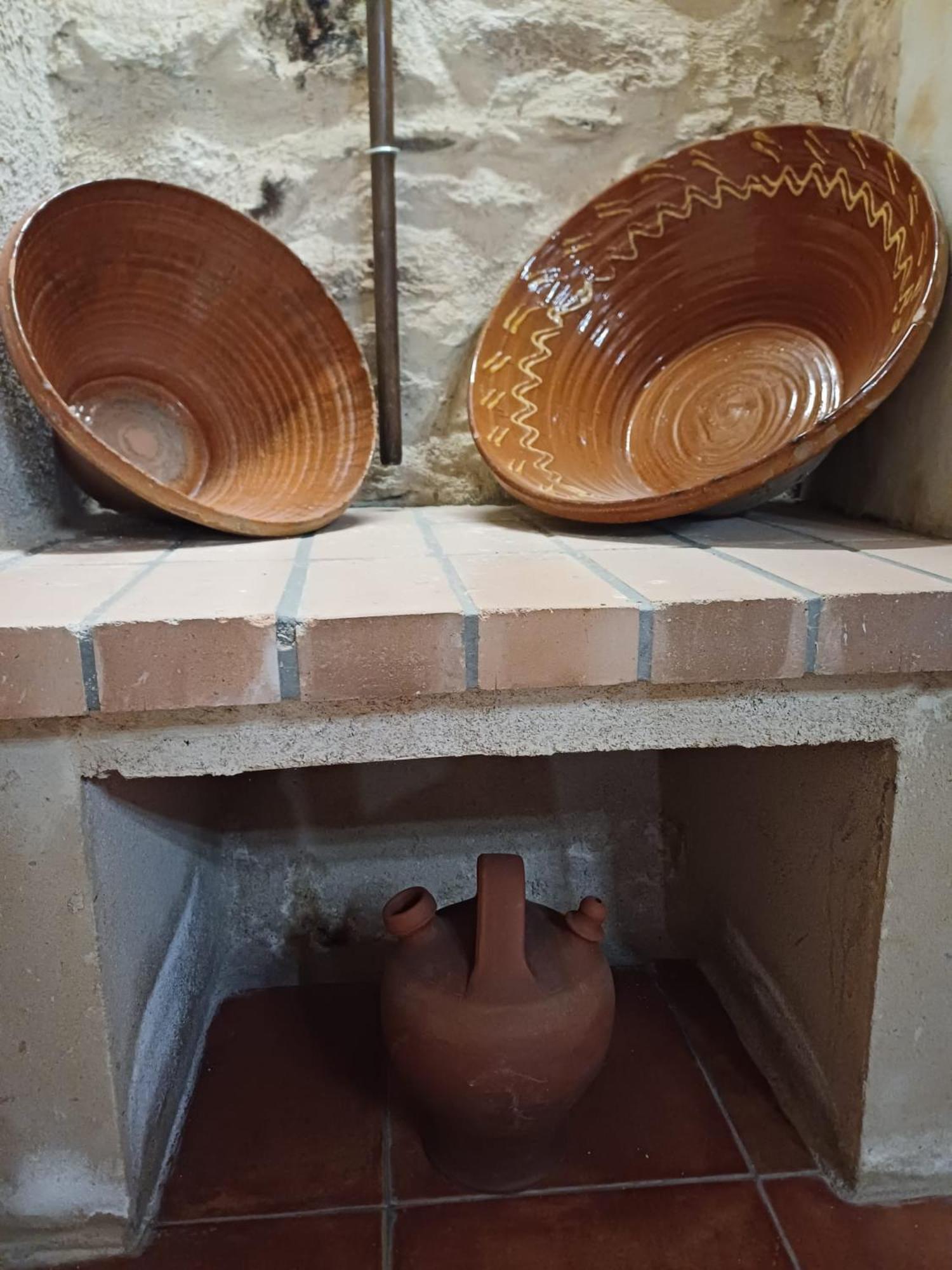 El Almendro Del Cura Villa Villarmayor  Eksteriør billede